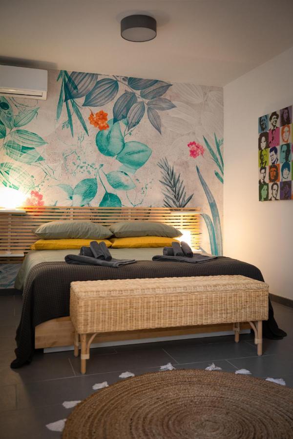 Via Calefati Land Appartement Bari